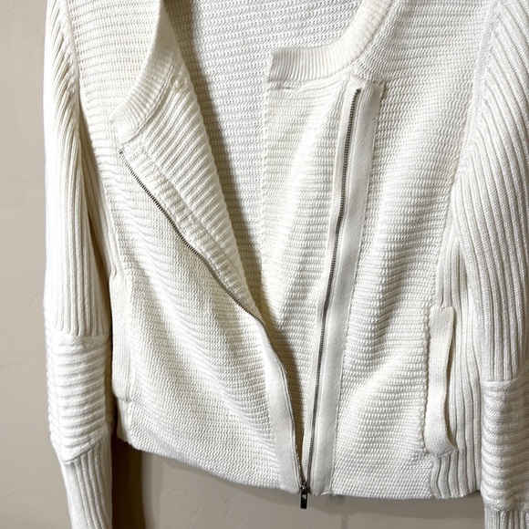 Banana Republic Cream Moto Sweater Jacket Asymmetrical Zip up Pockets Sz LP - Picture 9 of 13